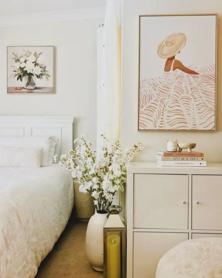 Warm terracotta artwork bedroom from @hanwalkley showing girly bedroom ideas for women with floral prints and feminine decor
