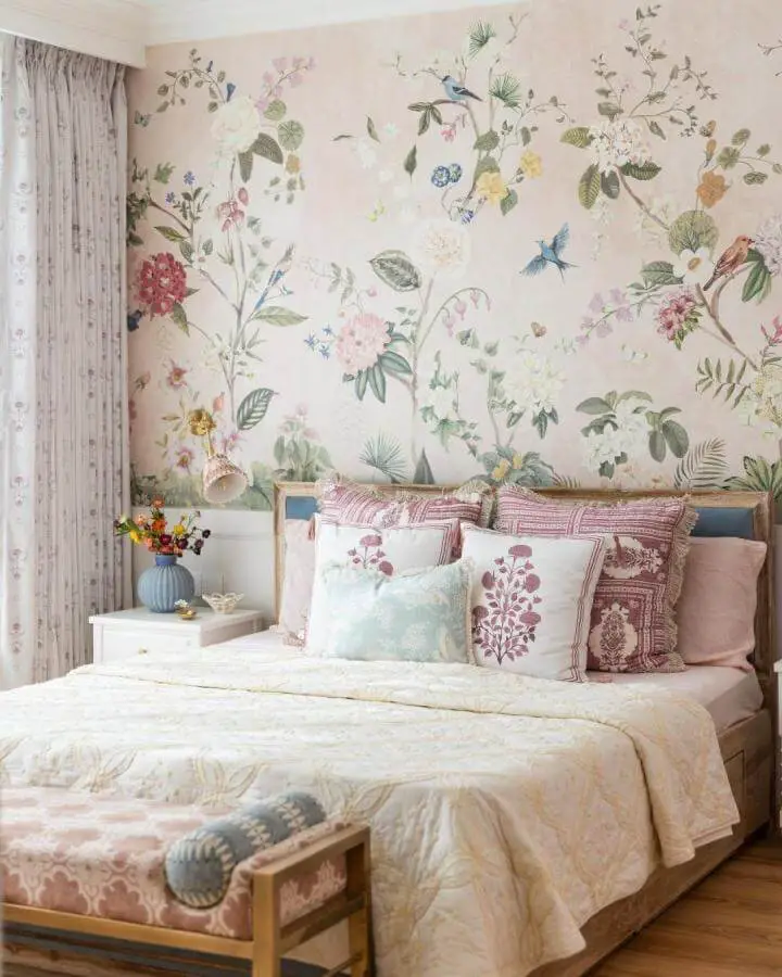 Floral botanical wallpaper bedroom from @attirail.in. Perfect grown woman bedroom ideas with natural elements and soft colors.