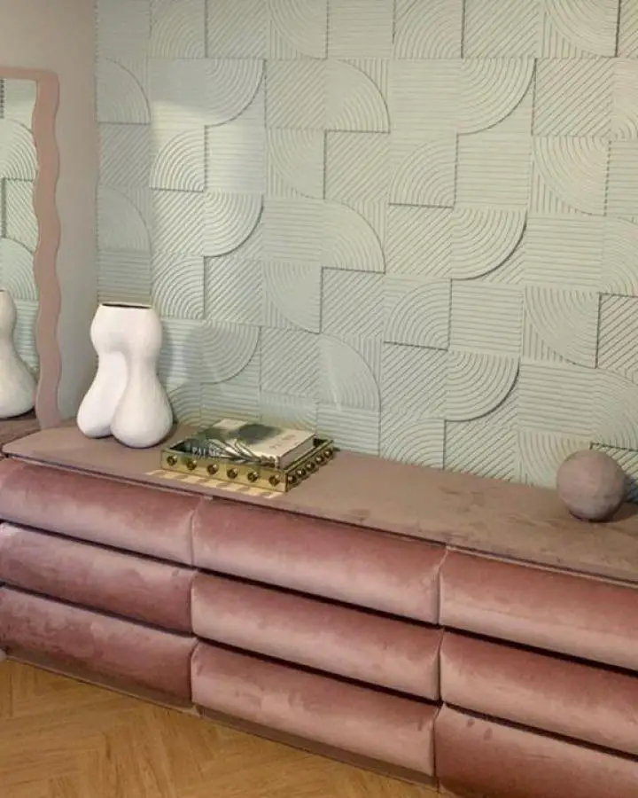Dusty pink Malm dressers from @boligindretningogkreativitet showcasing creative ikea bedroom hacks with geometric textured wallpaper backdrop.