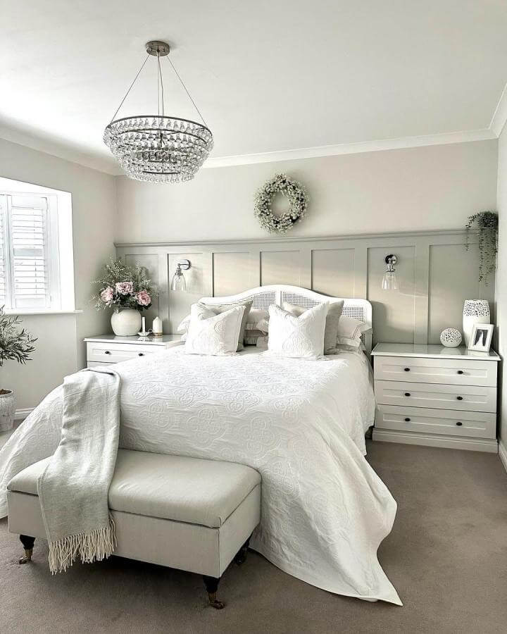 White textured quilt bedding and woven cane headboard bedroom idea from @westwingcom with soft natural accents and cozy lighting.